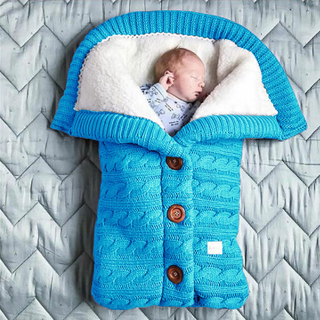 Blankets Swaddling Winter Baby Boys Girls Blanket Envelope Thicken Polar Fleece Infant Swaddle Sleeping Bag For borns Baby Bedding Wrap 220909