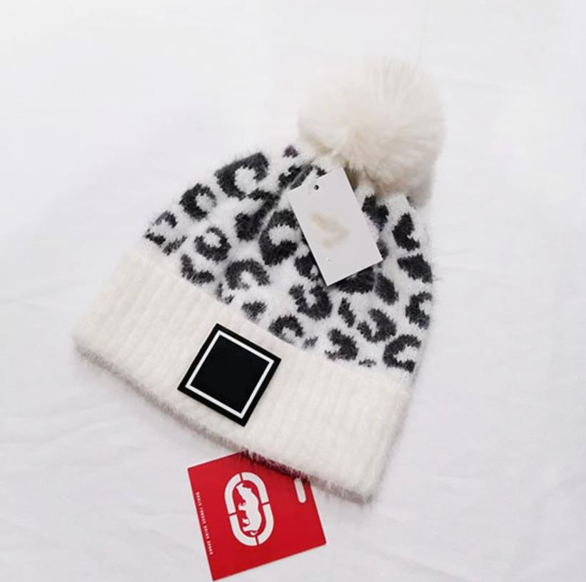 2022 New Fashion Women Winter Hats Leopard Knitted Beanies Caps Hair Ball Thick Girls Winter Warm Hat