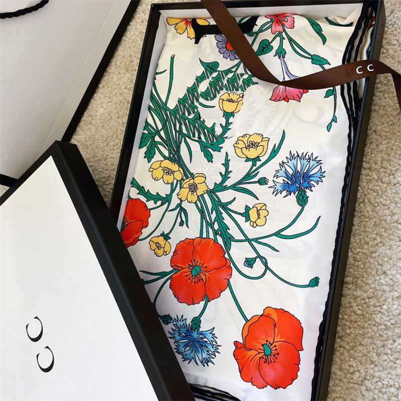 Moda damskie letnie szaliki projektant jedwabnych szalików luksusowe litery kwiatowe ręcznie haftowane 90 na 90 cm szal mały kwadratowy wysokiej 310n