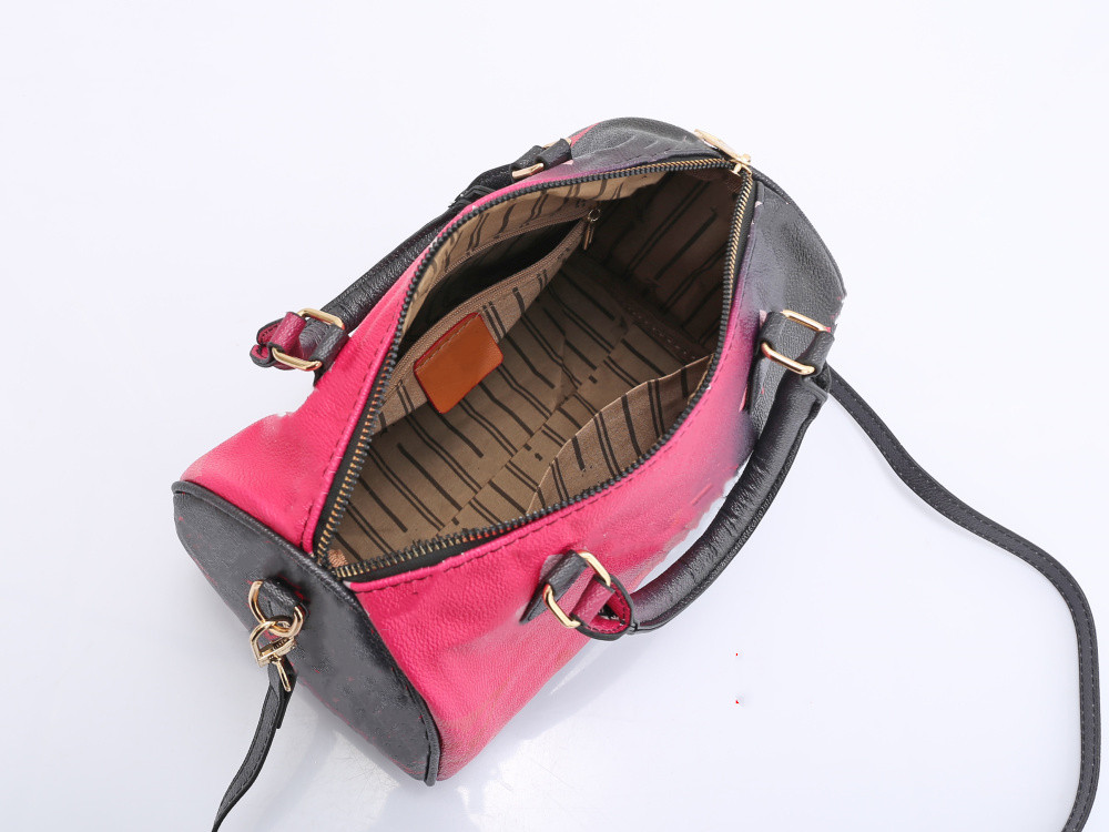 22ss modeväskor totes kvinnor äkta riktiga läder snabb handväska axelväska 25 band handväskor damer tote kan stämpla lyxiga designers väskor pu satchel