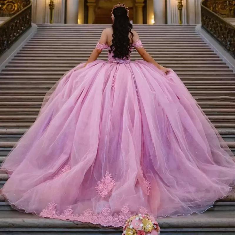 2022 Linia Suknie ślubne różowe z narzędzia do piłki do piłki kwiatowej aplikacje koronkowe koronkowe oparte gorset na słodkie 15 dziewcząt suknie ślubne GB0912