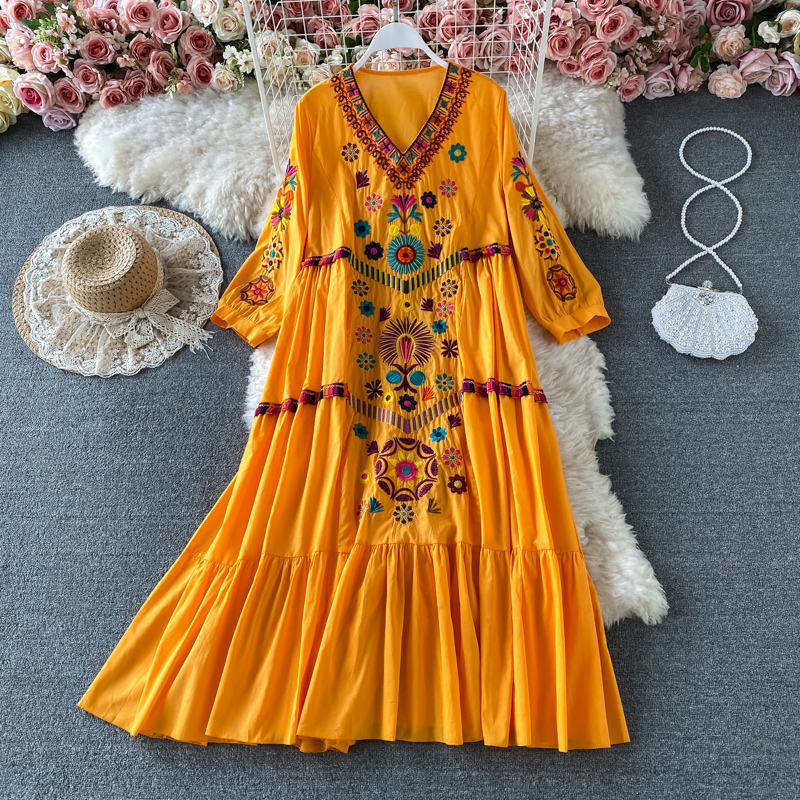 Vintage Chic Women Casual Dresses Floral Embroidery Beach Bohemian Mini Dress Ladies Short Sleeve V-neck Cotton and Linen Boho Dresses Vestido 2023