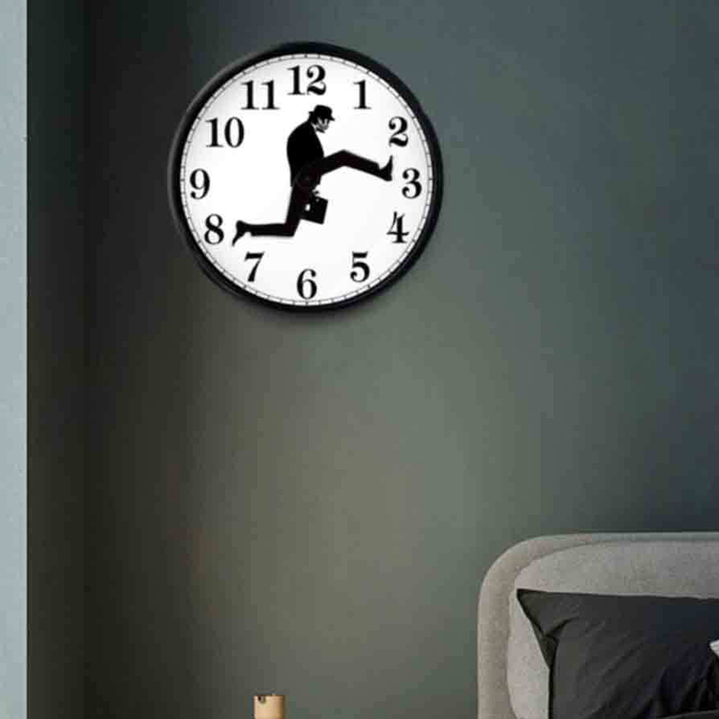 Horloges murales Ministry of Silly Walks Horloge murale Monty Python Flying Circus Perfect Capture Classic Wall Watch Funny Walking Silent Mute Clock 220909