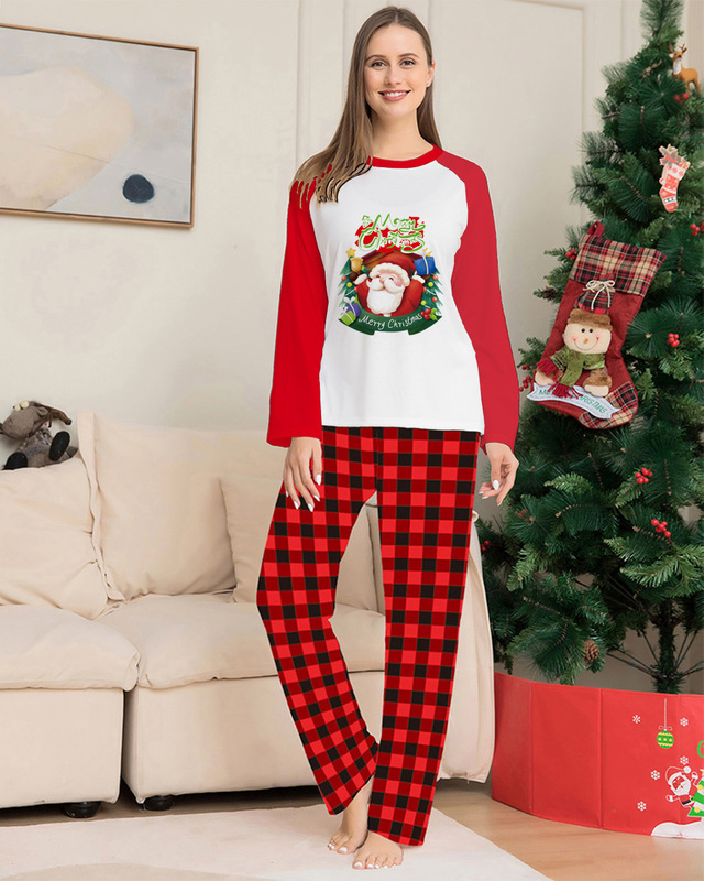 Family Matching Outfits Europe American Christmas Loungewear Cartoon Plaid Print Long Sleeve Holiday Set Parentchild Pajamas 220913