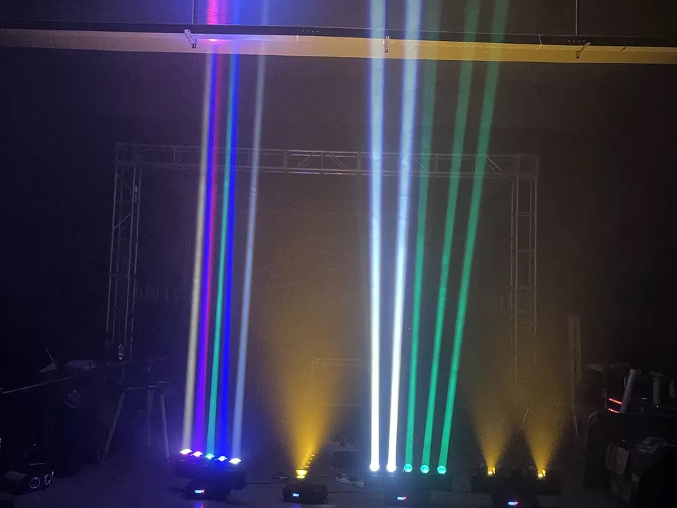 Bühnenbeleuchtung Pixelsteuerung 40W RGBW 4in1 20W Weiß LED bewegte Kopfstrahl Leuchtdisco DJ Clubbeleuchtung