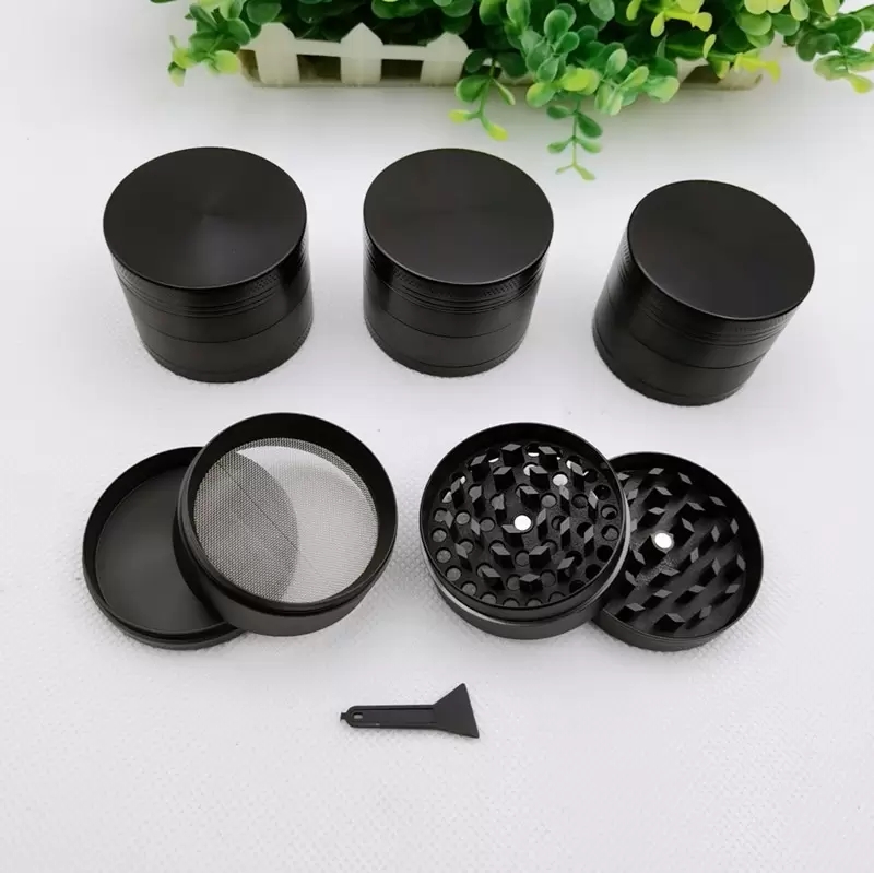 4 Layers Smoking Accessories Grinders Herb Tobacco Spice Crusher 50mm Zinc Alloy Grinder With Scraper Flat Concave Including Retail Package