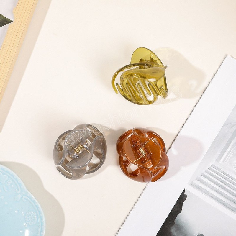 Women Hollow Out Snail Shape Hair Clamp Clips Jelly Color Plastic Medium Hair Claws Length 6 CM Ponytail Scrunchies Hairpins Jewelry Accessories