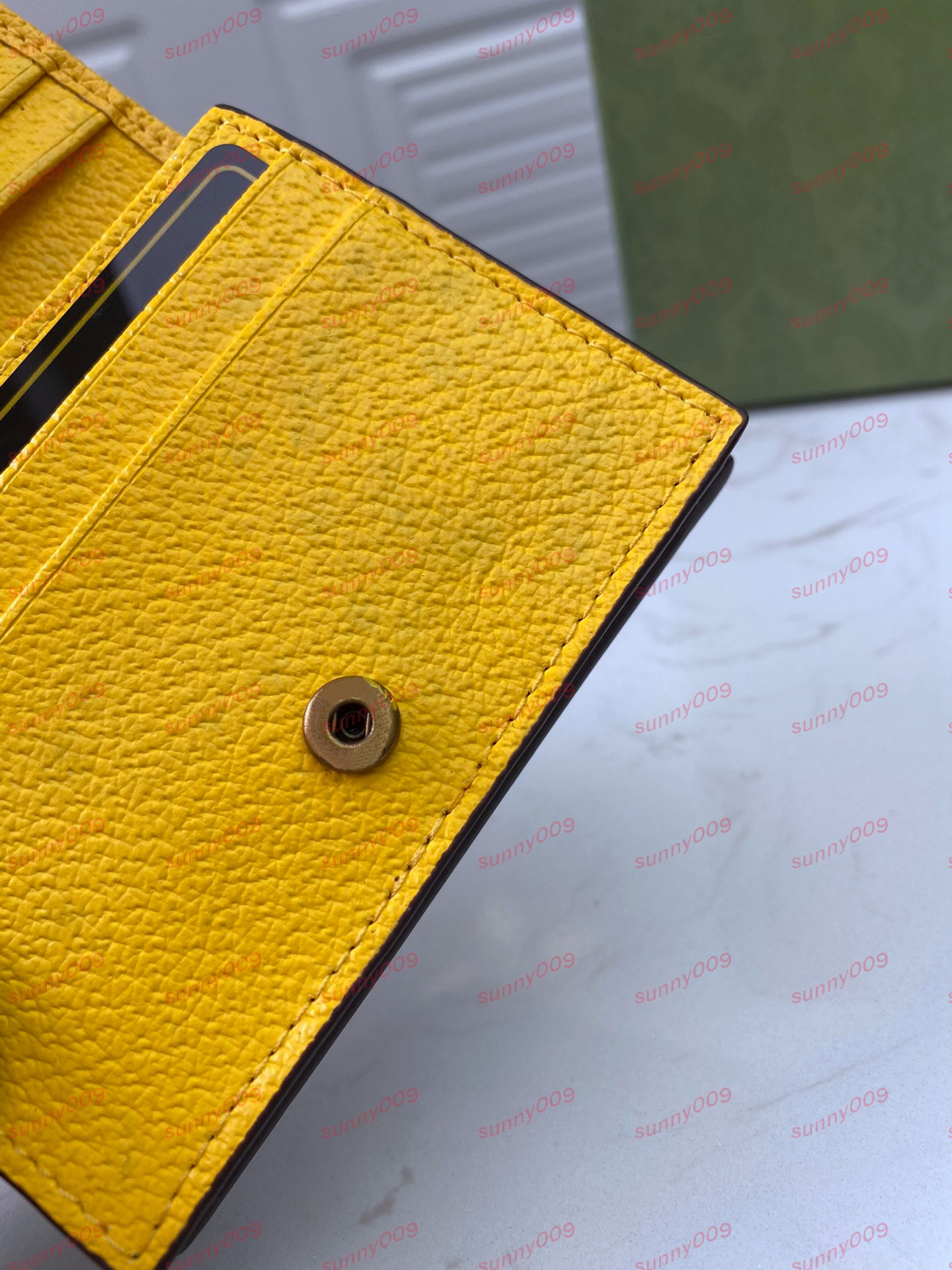 Äkta läder lyxiga designerkortshållare passhållare kort plånbok klassiska damer handväska djur mönster bokstav plånböcker multi261u