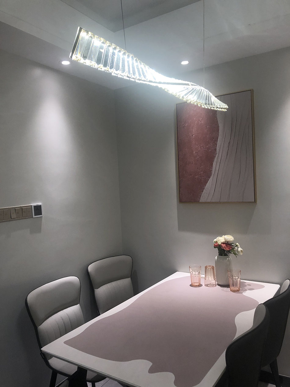 Lampadari a Led moderni Soggiorno Lampada a sospensione rettangolare Nuovo design creativo Illuminazione interni Cucina Lustro di cristallo di lusso