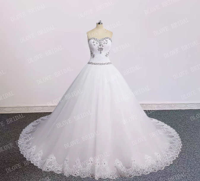 Abito da sposa a trapezio con foto reali 2022 Abito da sposa formale di lusso con strass in pizzo a cuore e perline Nuovo su misura