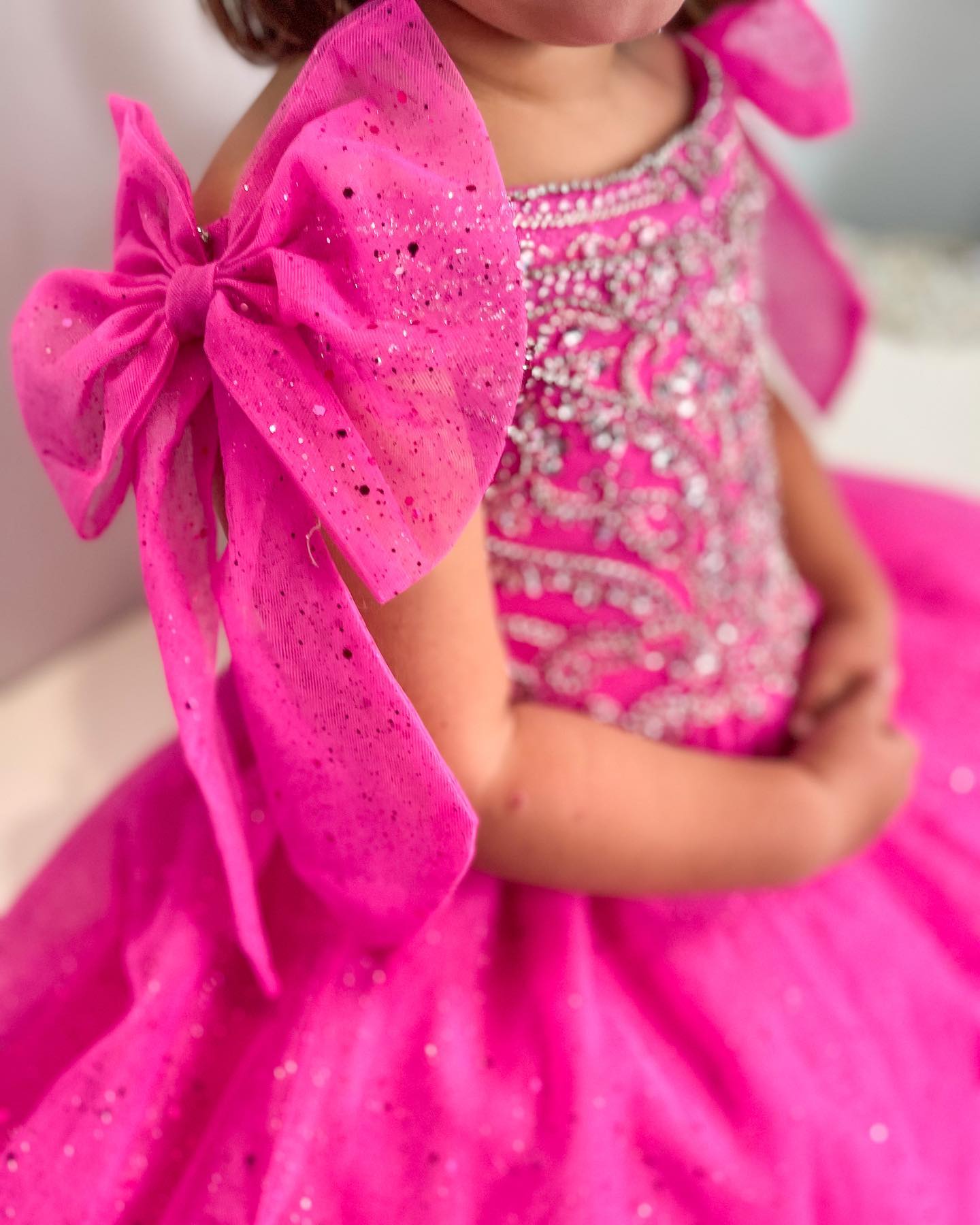 Robe de concours de chasseur pour petites filles 2023 Bows Sparkle Sequin petit enfant anniversaire funfashion piste de fête formelle de fête formelle à 3350920