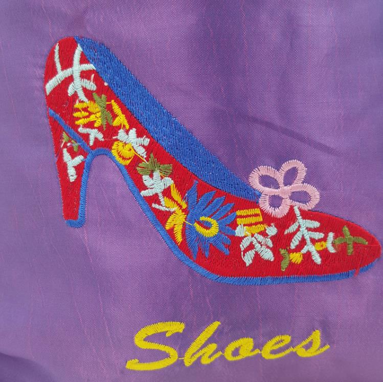 Sacos de sapato de salto alto bordados grandes 50 pçs para bolsa de armazenamento de sapatos de viagem portátil de seda chinesa com cordão para sapatos femininos com forro SN4874