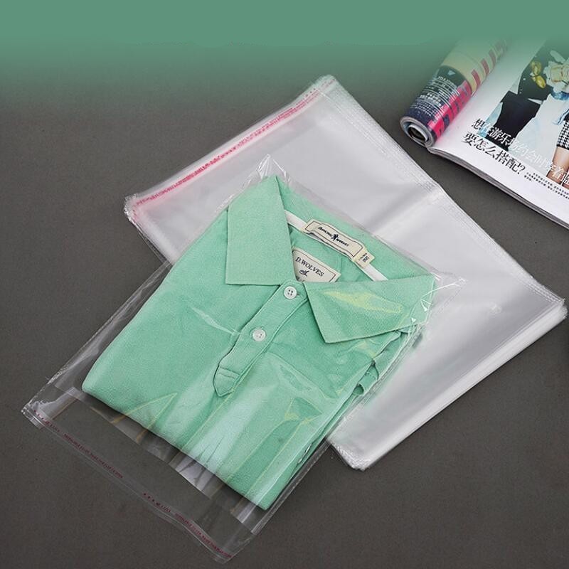 Emballage cadeau 100 pièces sacs de vêtements transparents sacs en plastique auto-scellants sac cadeau Opp de fête de mariage sacs adhésifs pour T-Shirt et vêtements 220913