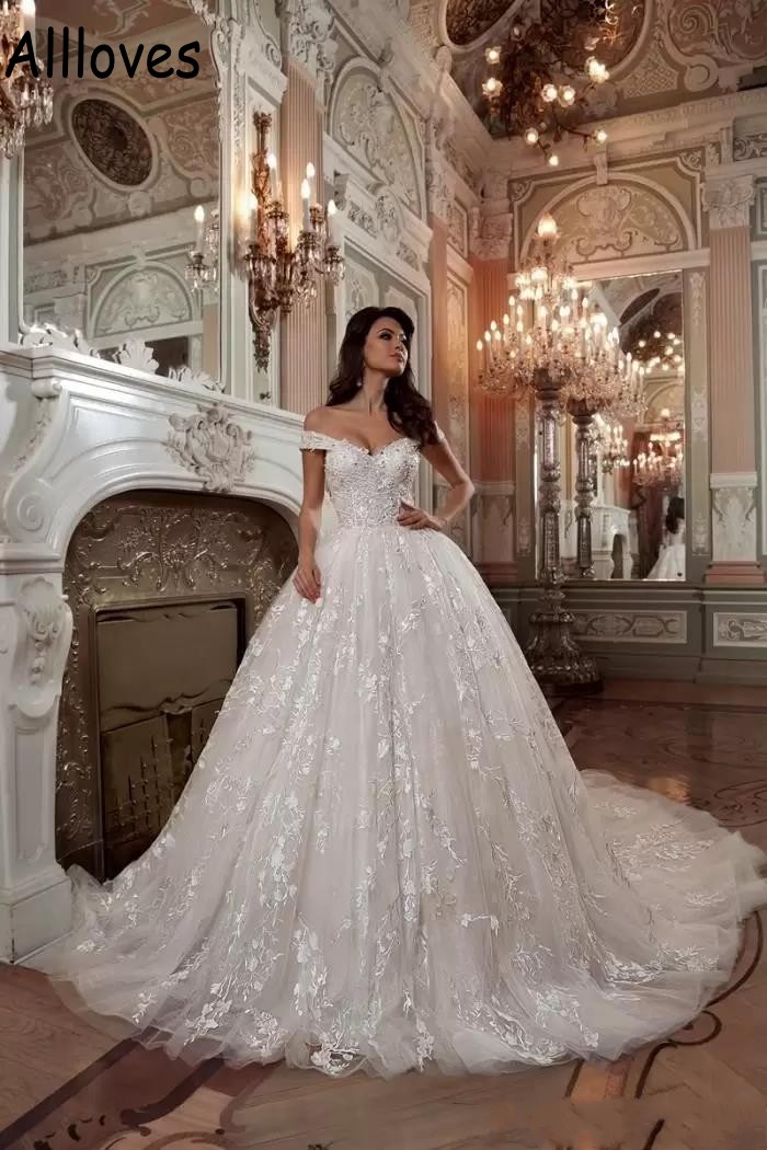 Vintage fuera del hombro Vestido de fiesta Vestidos de novia Apliques de encaje Arabia Saudita Dubai Princesa Vestidos de novia Iglesia formal Corte Tren Vestidos De Novia Tallas grandes CL1131