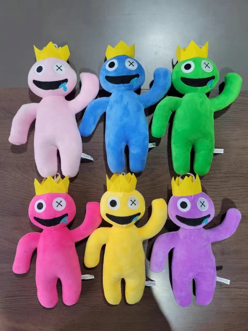 Dhl Kids Toy Plush Toys Christmas Halloween Rainbow Friends Roblox Colore Blue Crown Bamboli Regale Sorpresa all'ingrosso