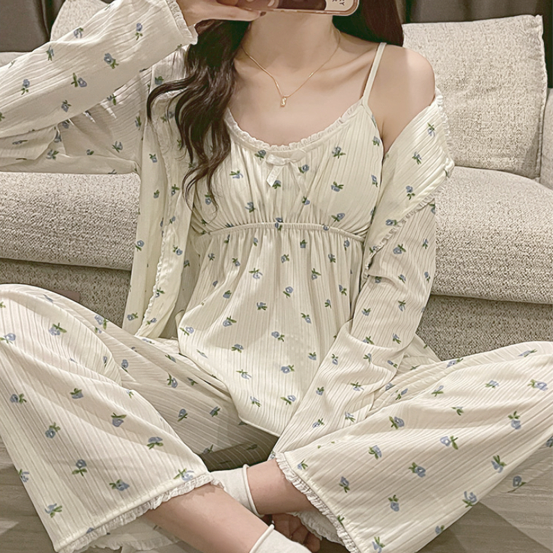 Vêtements de nuit pour femmes Harajpee Pyjama Ensemble trois pièces Imprimé Camisole Cardigan avec coussin de poitrine Pantalon Homewear Femme Printemps Été Mori Girl Style 220913