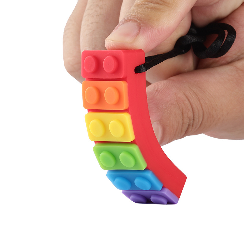 Dzieci silikonowe gryzienie ołówek Topper Teeth Toy Sensory Chew Naszyjnik Brick Silikon Soothers dla dzieci z autyzmem