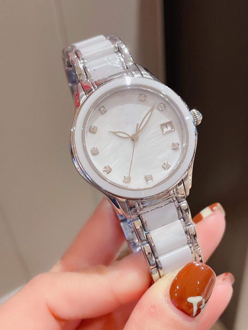 Brand Classic Sapphire Quartz Watch Natural Mother of Pearl Dial Women rostfritt st￥l kalender armbandsur kvinnlig vit keramisk rem klocka vattent￤t 33mm