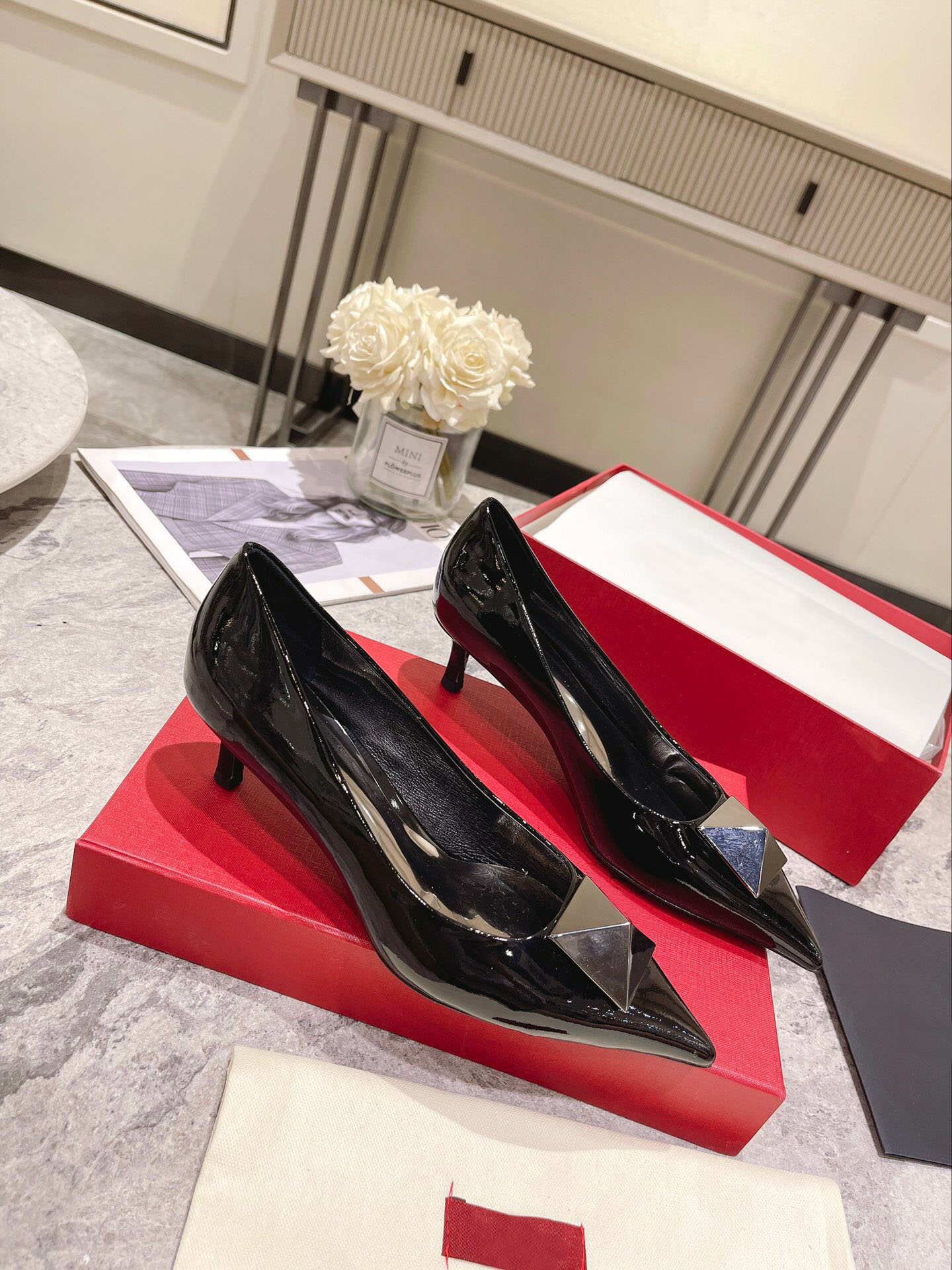 نيو نساء اللباس أحذية المكتب الرسمي المدببة إصبع القدم مضخات مصممة العلامة التجارية للسيدات البسيط حفل زفاف مثير الأحذية أحذية الحجم 34-42