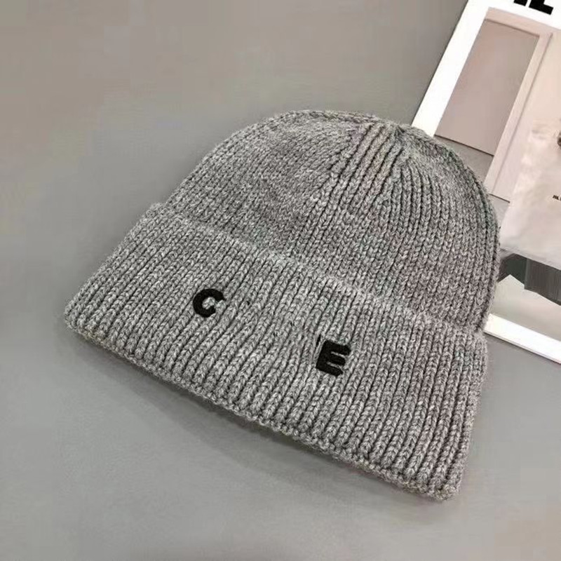 Designer brand men039s beanie hats women039s autumn and winter new classic letter C outdoor warm allmatch knitted hats2663010