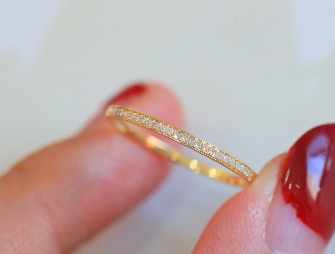 22090311 Ring de joyería para mujeres 0.07ct Diamond Diseño simple AU750 18K Mini de oro blanco