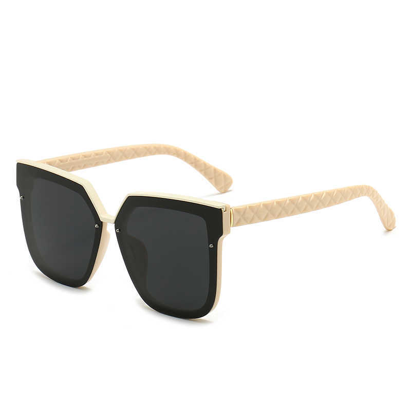 Top Luxury Sungass Sunglasses Polaroid Lens Designer Womens Mens Goggle Senior Eyewear For Women Eapes Cadre des lunettes de soleil en métal vintage avec 251r