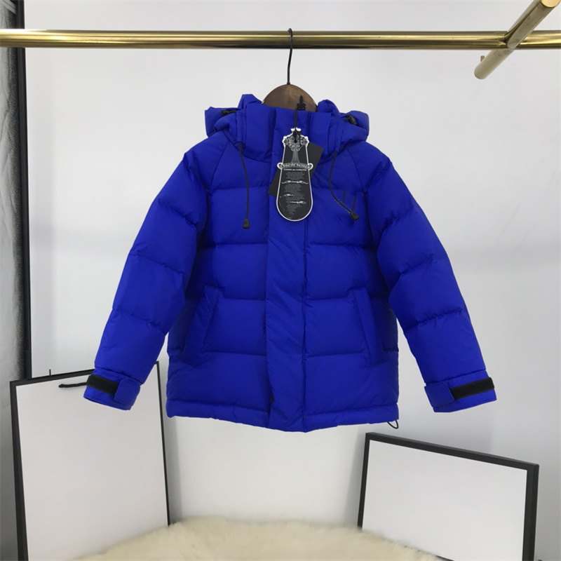 Baby-Designer-Kleidung Daunenmantel 2022 neue Kinderjacke Jungen und Mädchen lose lässige verdickte Kapuze weiße Eiderdaunen-Outwear Kinderkleidung