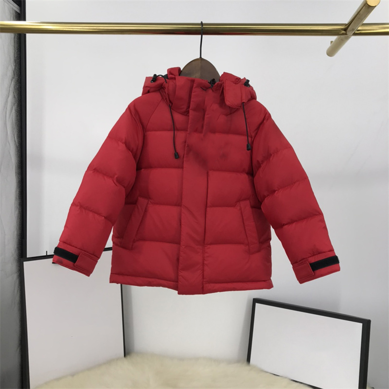 Baby-Designer-Kleidung Daunenmantel 2022 neue Kinderjacke Jungen und Mädchen lose lässige verdickte Kapuze weiße Eiderdaunen-Outwear Kinderkleidung