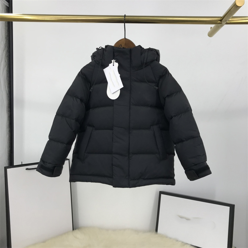 Baby-Designer-Kleidung Daunenmantel 2022 neue Kinderjacke Jungen und Mädchen lose lässige verdickte Kapuze weiße Eiderdaunen-Outwear Kinderkleidung