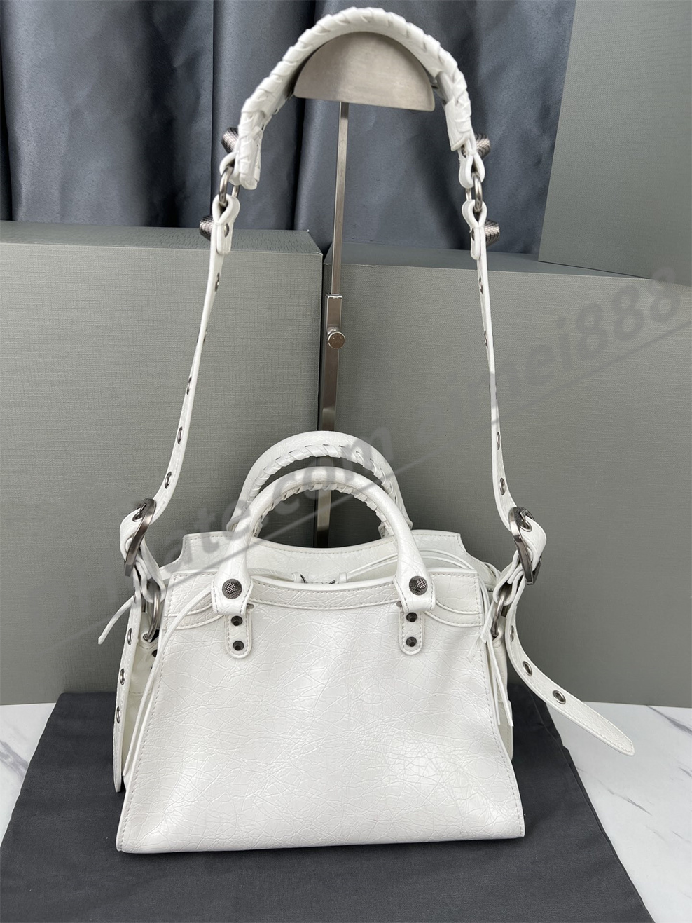 Top véritable moto sac femmes luxe mode épaule cool fille crossover rose Mini cire noir argent broche blanc sac femmes épaules sacs sac à main