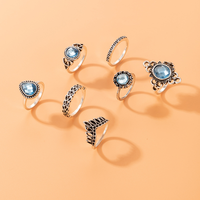 Luxe mosaïque bleu cristal anneau irrégulier pour les femmes élégant Vintage creux feuilles géométrie bijoux cadeau accessoires