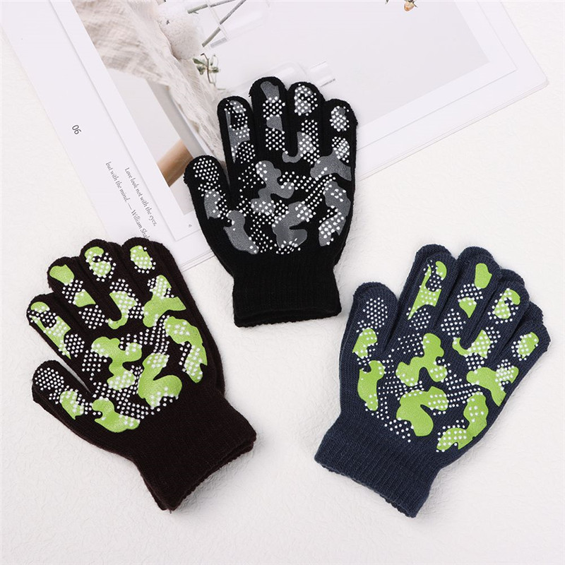 Warm Children's Winter Warm Knitted Gloves Kid Boy Girl Outdoor Sports Non-slip Camouflage PVC Offset Gloves for 5-11Y