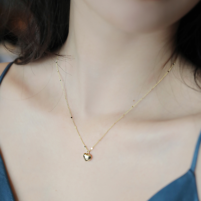 2022 neue Klassische Gold Farbe Herz Anhänger edelstahl Kurze Halskette Für Womans Koreanische Mode Schmuck Mädchen Sexy Halskette