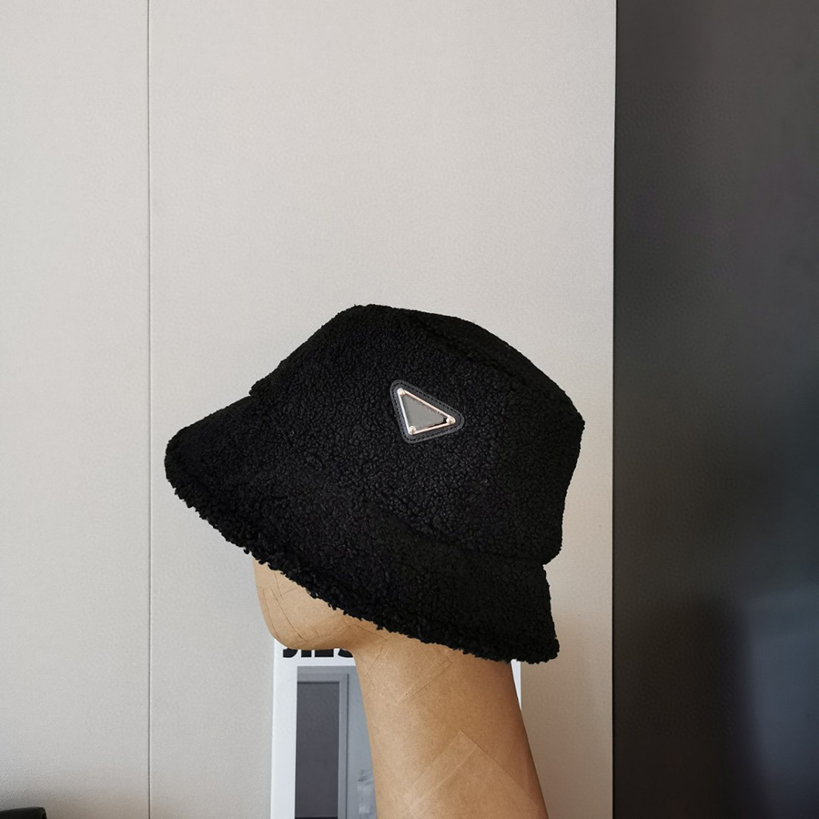 Ball Caps Designer Terry Hats Fashion For Women Men Classic Triangle Patroon Elegante vrouw Plush Hat Unisex Cap Enca