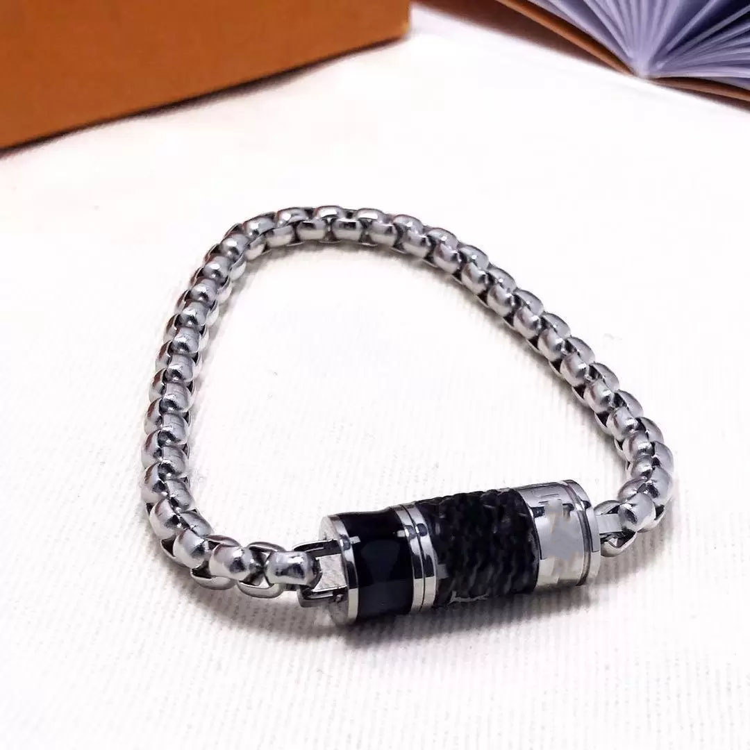 Unique designer Titanium Steel Bracelets Couple Bracelet Fashion Trend Quality luxury Jewelry Supply wholes with box2927