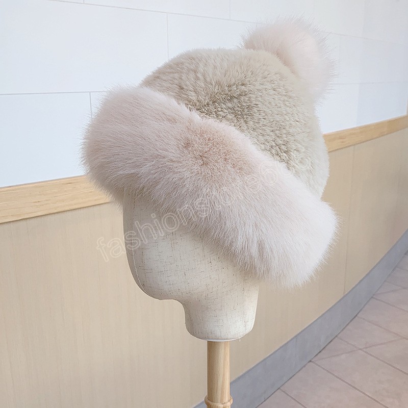 Mignon pompon fausse fourrure chapeaux pour femmes hiver épais chaud bonnet en peluche solide Skullies bonnets femme chapeaux en plein air