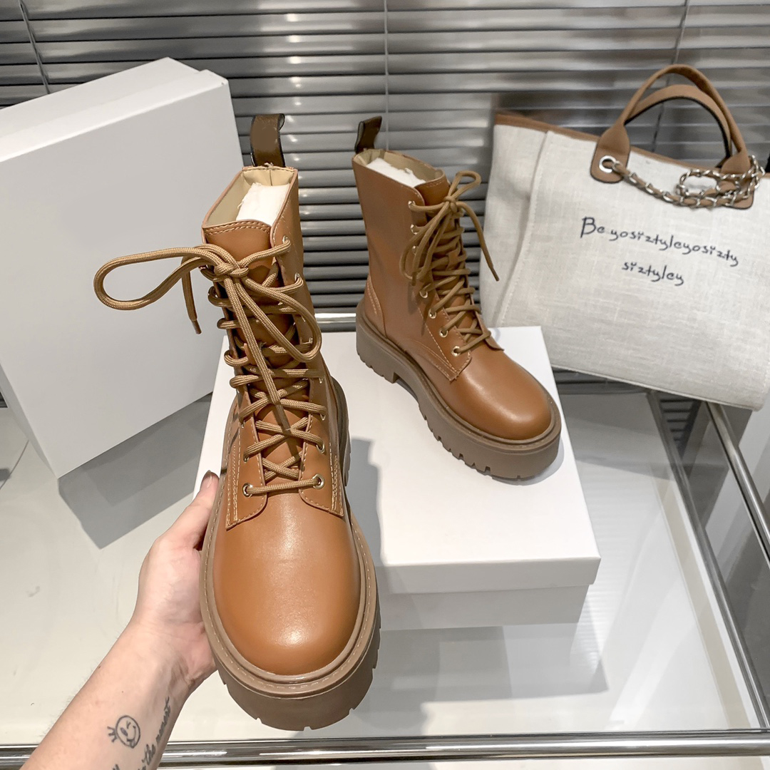 Les nouvelles bottines à la mode pour femmes utilisent des séries simples en cuir de vachette de première classe avec la taille 35-40