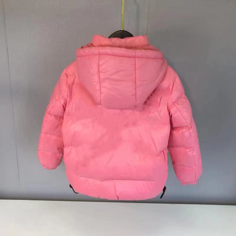 Детская дизайнерская одежда вниз пальто 2021 Новая зимняя детская куртка с капюшоном окрашенные для мальчиков и девочек короткие густые тепло