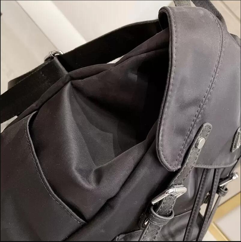 Sacs d'école en Nylon uni, sac à dos unisexe à deux sangles, sacs à dos imperméables à la mode, style de luxe