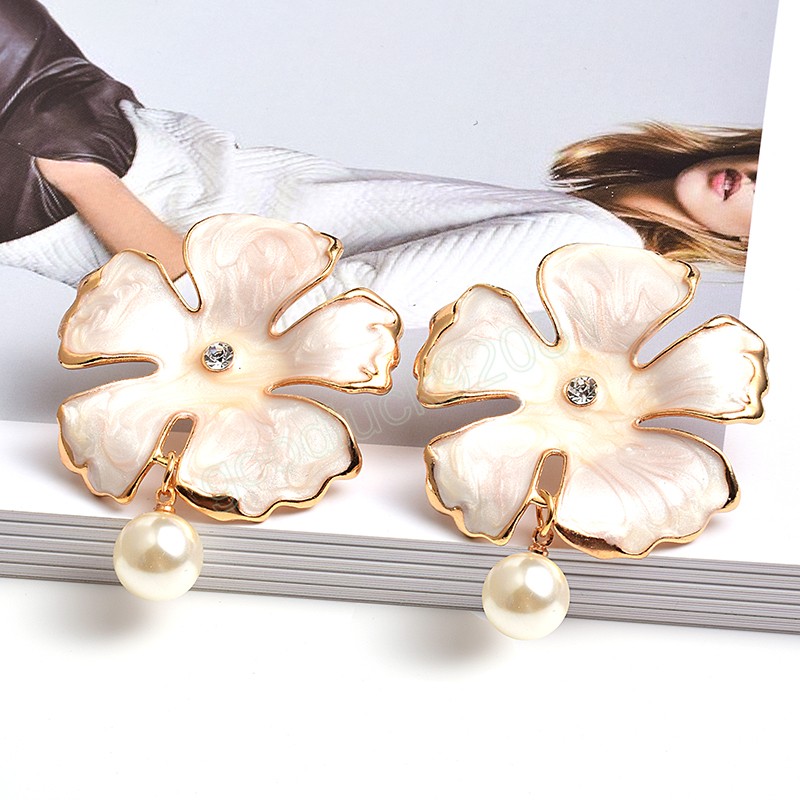 Blumenförmige Ohrringe aus geöltem Metall mit Perlen, Schmuckzubehör für Damen, Pendientes Bijoux