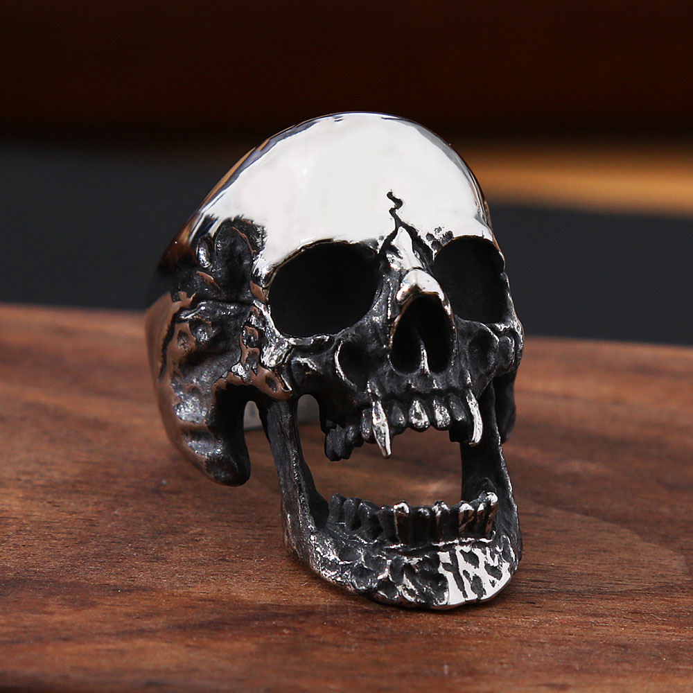 Fashion Jewelrys High Polish Gothic Vampire Ring Heavy Skull Mens Stainless Steel Biker Rings Punk Motorcyclist Jewelry Gift Size 7 15
