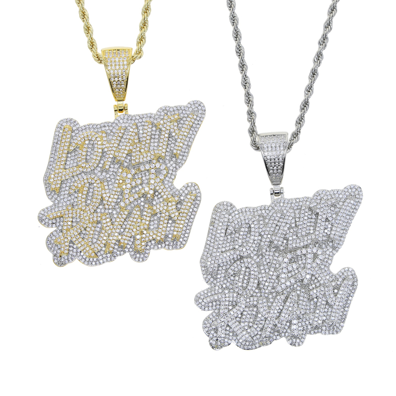 Collares colgantes Iced Out Bling CZ Carta Lealtad sobre el collar de la realeza Cubic Zirconia Dos tonos Color Charm Hombres Mujeres Hip Hop Jew164D