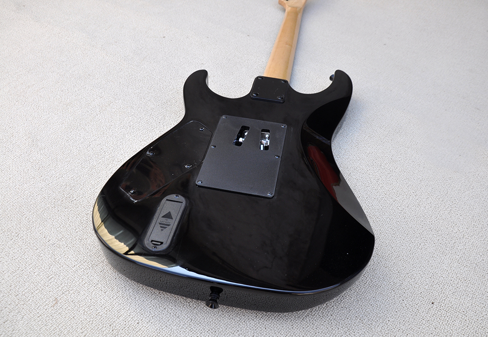 Factory Custom Black E-Gitarre mit Black Hardwares Bolt On Body Palisander Griffbrett aktive Tonabnehmer können angepasst werden