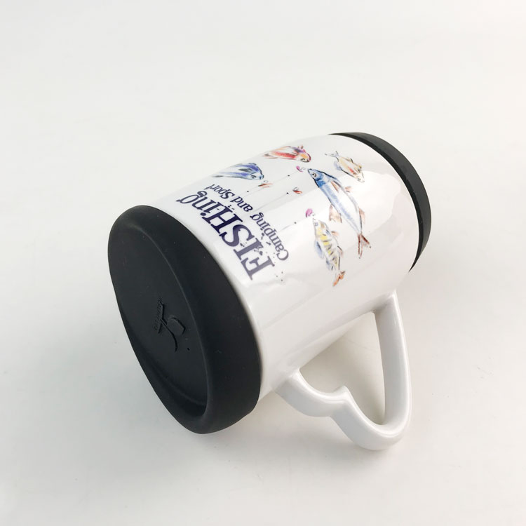 12oz sublimering ceramics muggar tumblers tomma kaffekopp med hjärthandtag DIY -tryckning med silikonbanor och lock Z11