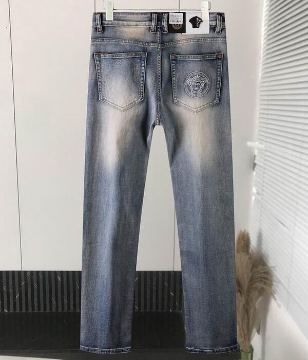 Realfine Jeans 5A torsadé Medussa coupe ajustée régulière pantalon en Jean à jambe droite pour hommes taille 29-42 2022.9.19