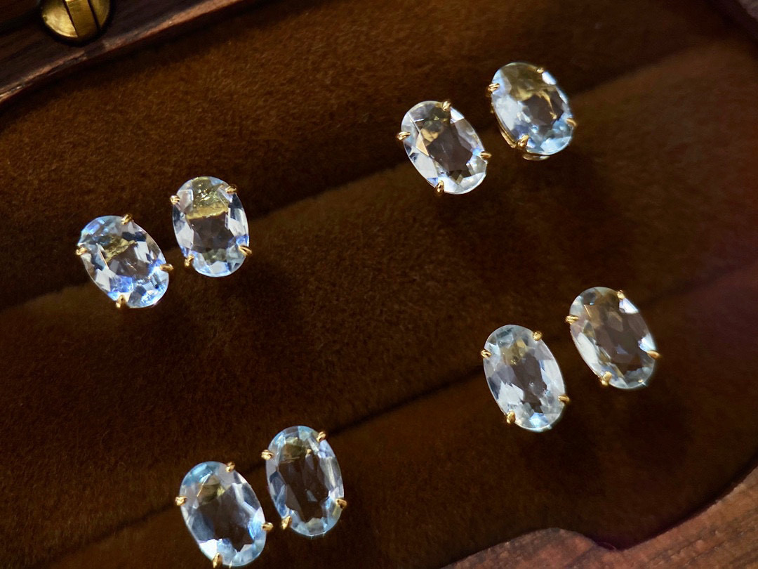 220913091 Diamondbox Dimaond Sapphire Jewelring Pendientes de la oreja Oval 0.7ct Au750 Au750 Oro amarillo Daily debe tener una elegante idea de regalo