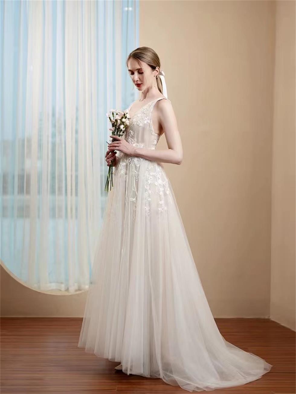 A-line Wedding Dress Applique Short Front Long Back Deep V Light weight LD8031
