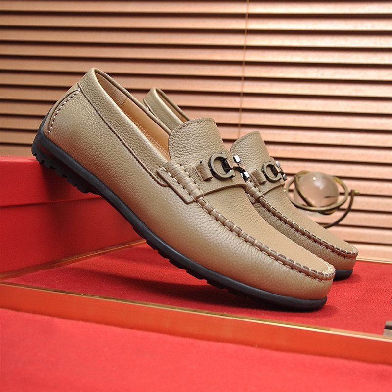 Sapatos formais 2022 Sapatos de couro Oxfords de negócios Marca formal para designers delicados Homens Preto dedo do pé pontudo Sapato casual masculino