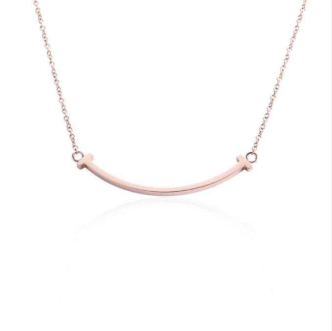 collana smile in acciaio al titanio placcato oro rosa 18 carati dimensione lucida con diamanti pieni di faccina pendente con faccina catena clavicola conto di ha299A