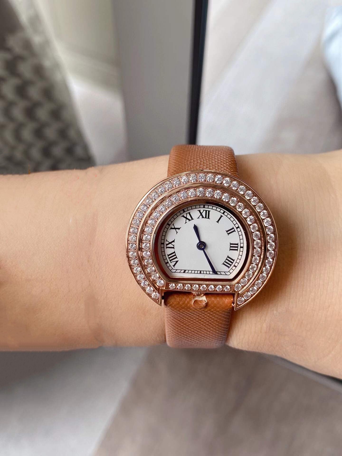 Vintage geometryczne zegarki półkola kształtu żeńska oryginalna skórzana kwarcowa zegarek Kobiety rzymskie cyfry zegarki białe tarcze podwójne diamentowe zegar 33 mm